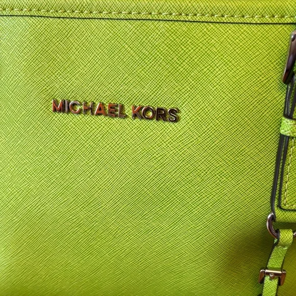 Michael Kors Lime Green Tote Bag - Picture 2 of 9